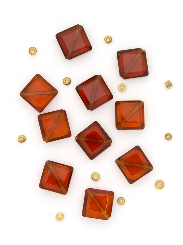 voedsel Voordracht verlies uzelf 10mm Brown Corner Drilled Square Glass Beads, 10pc