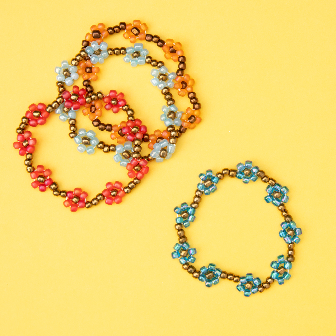 DIY Daisy Bracelet CousinDIY